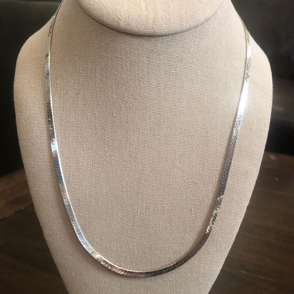 Vintage Sterling Silver Herringbone Necklace - Picture 1 of 8